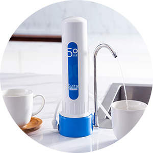 净水机，有的净水机使用的是黑金膜（石墨烯膜），有的是陶瓷膜供用户选择。