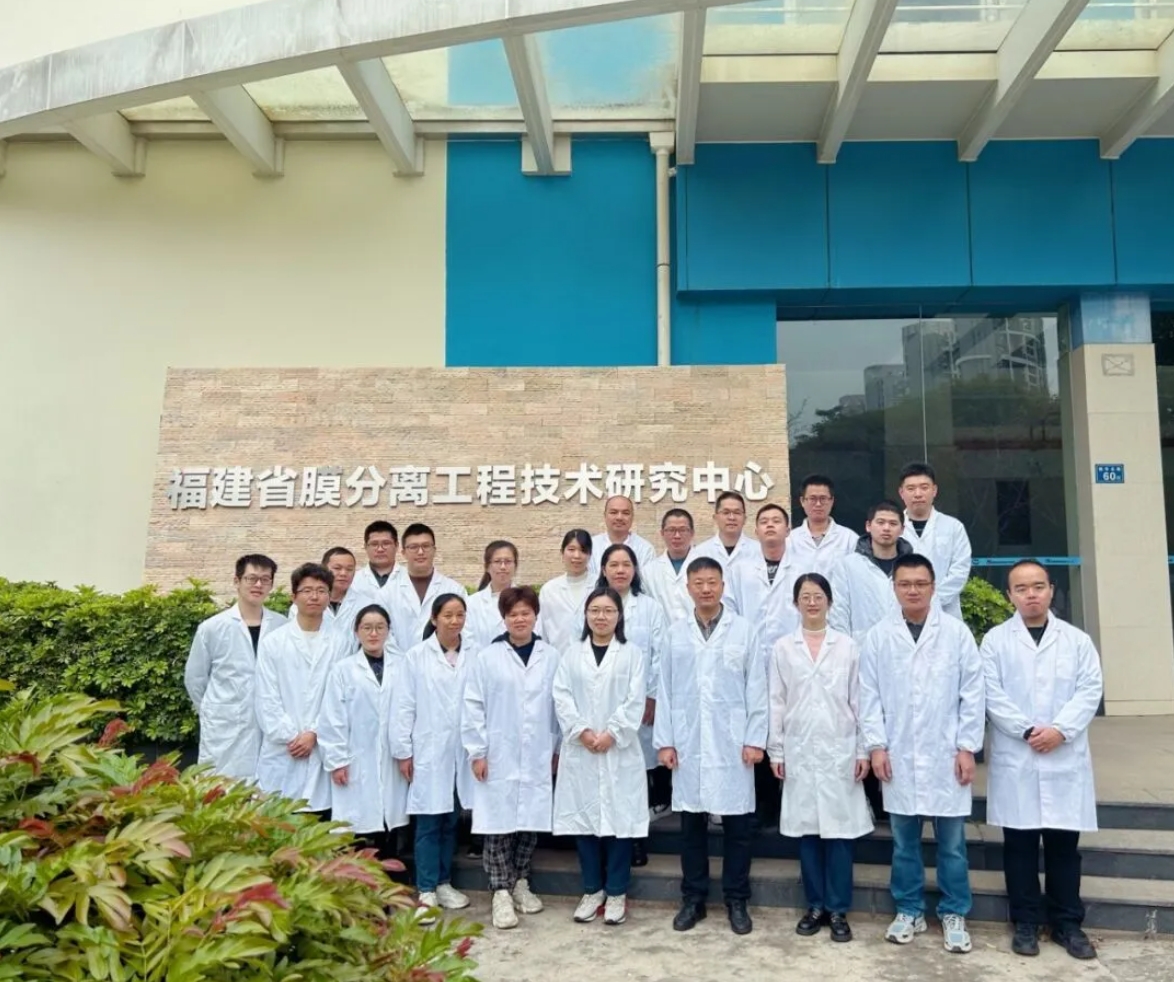 4008云顶集团(国际)股份有限公司