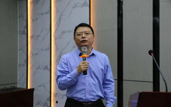 若何；つ盖缀，延安召集企衣反提建议