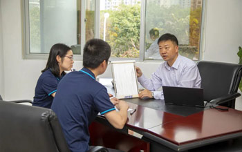 集工微故事丨洪昱斌：潜心钻研二十四载，匠心铸就“膜”之路